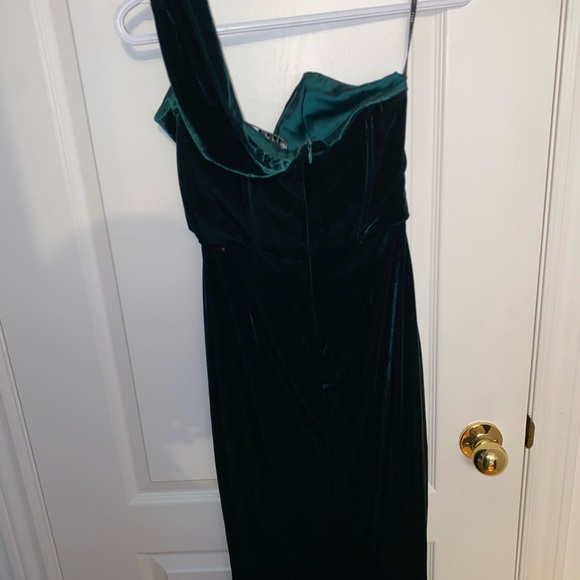 Club L London Jessica Bottle Green Velvet Dress - Picture 5 of 8